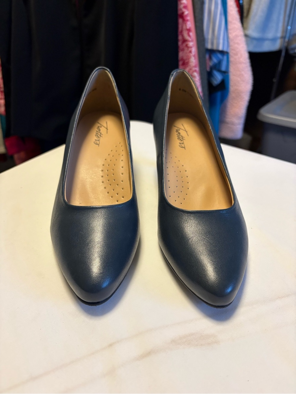 Trotters Navy Leather Pointed-Toe Pumps